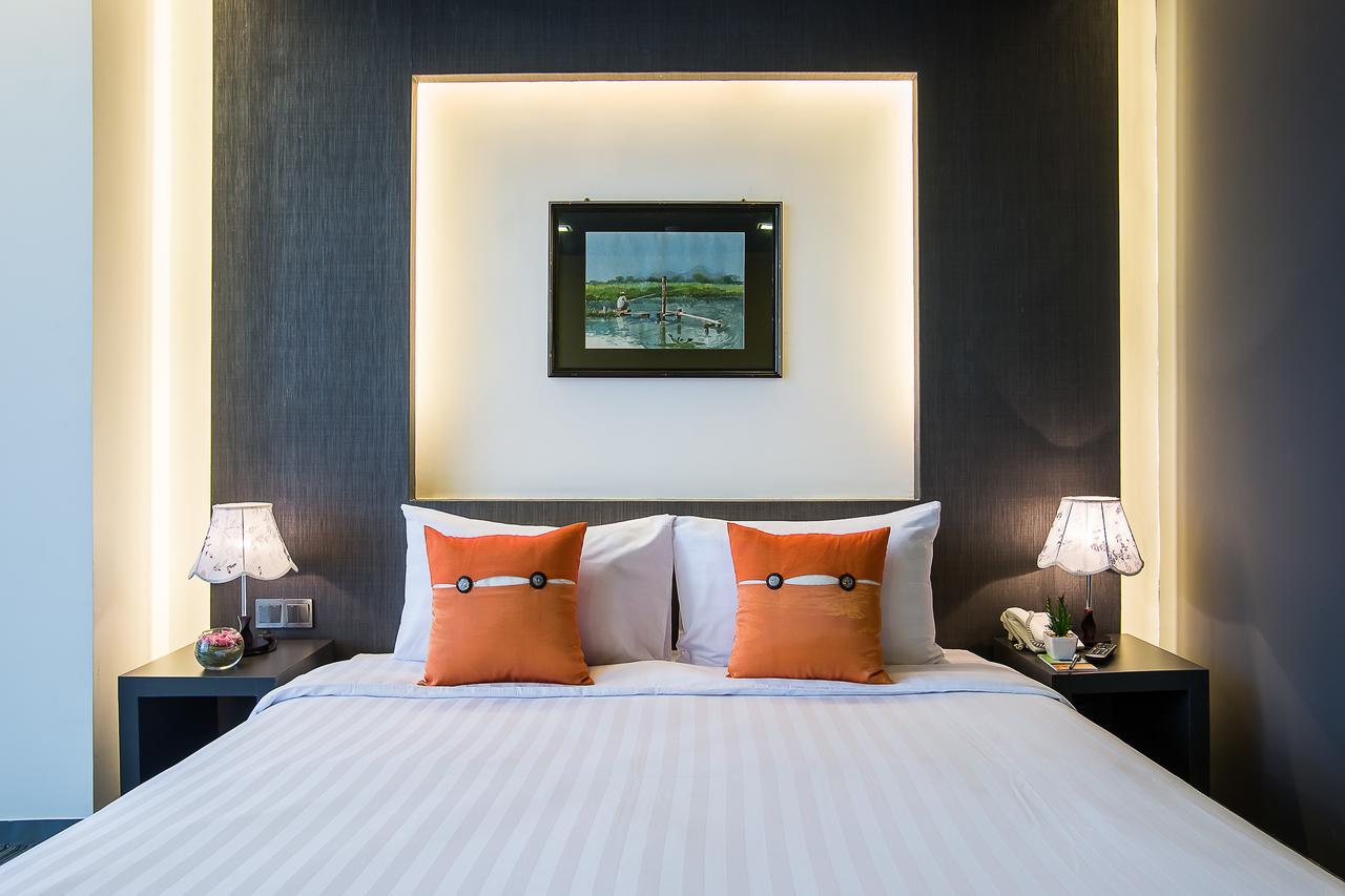 Tryp By Wyndham Yangon Hotel Exterior foto